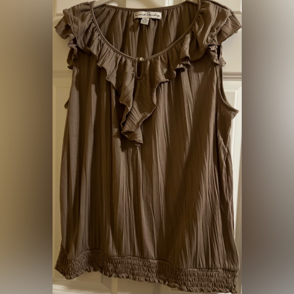 EUC French Laundry cocoa ruffle cap sleeve top.